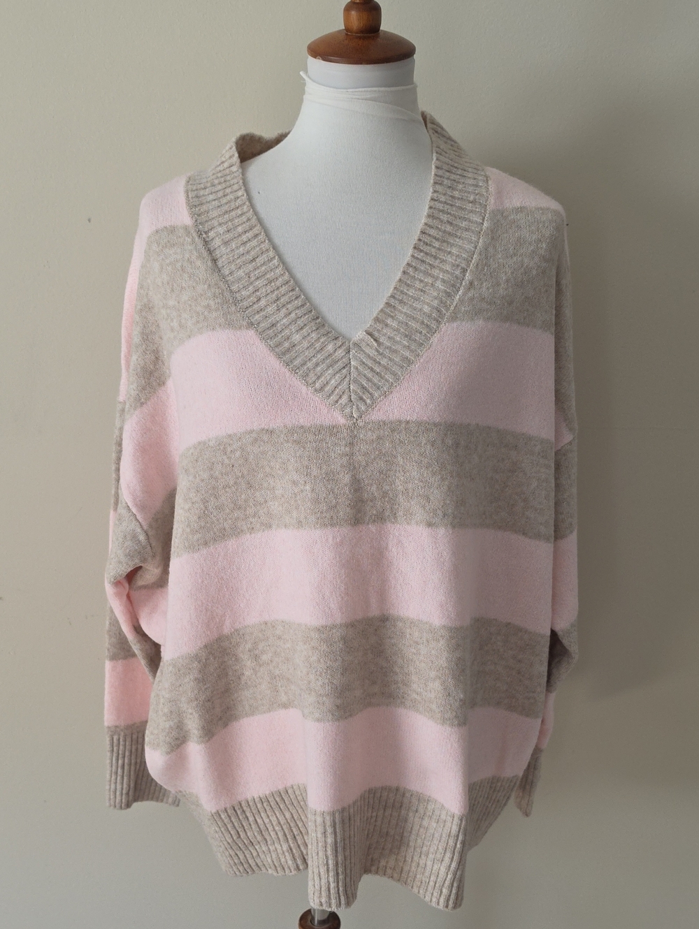 No Comment Plus Brand New Striped Pink and Beige Women's Sweater